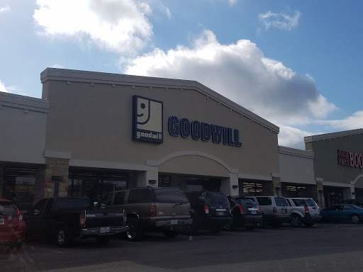 Thrift Store «Goodwill Central Texas - North Lamar», reviews and photos