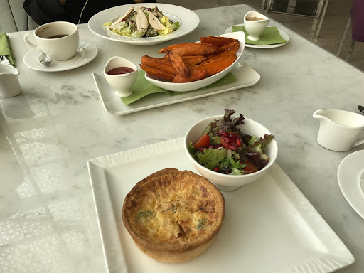 Fanr Restaurant