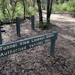 Sign and gate at start of Tunnel View Lookout walk (151269)