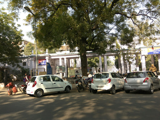 Sansad Marg Police Station, Sansad Marg, Police Colony, Connaught Place, New Delhi, Delhi 110001, India, Police_Station, state DL