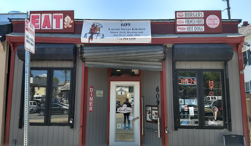 Restaurant «609 Locust Street Kitchen», reviews and photos, 609 Locust St, Fall River, MA 02720, USA