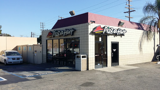 Pizza Restaurant «Pizza Hut», reviews and photos, 1428 W Glenoaks Blvd, Glendale, CA 91201, USA