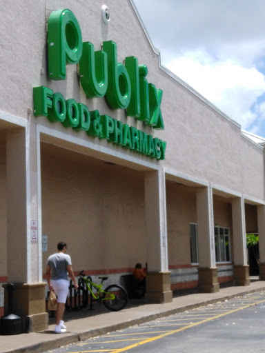 Supermarket «Publix Super Market at Old Cutler Town Center», reviews and photos, 20425 Old Cutler Rd, Cutler Bay, FL 33189, USA