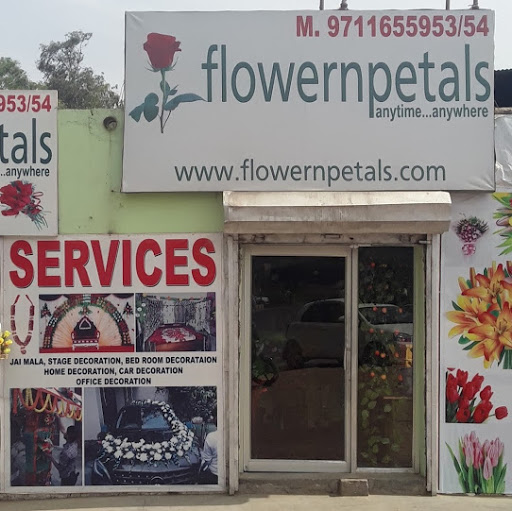 Flower N petals, Shop No.8, Chowmandi Market, Right Bank Canal Road, Chand Puri Nagar, Roorkee, Uttarakhand 247667, India, Florist, state UK