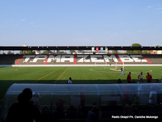 Le stade du TP Mazembe avant la rencontre de demie-finale de la ligue de champions contre Espérance sportive de Tunis, dimanche 7 octobre 2012 à Lubumbashi.