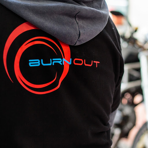 Burnout Officina Moto e Ricambi. logo