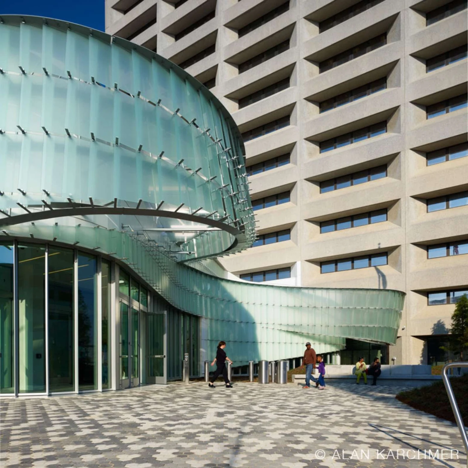 McCoy Federal Building by Schwartz Silver Architects