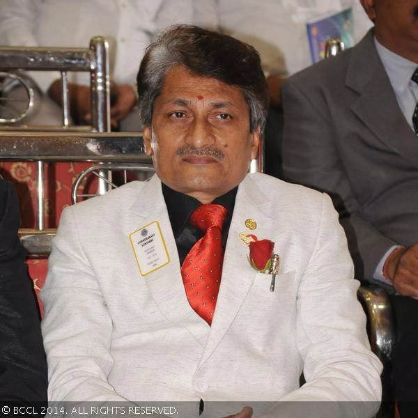 Chandrakant Sontakke during Lion's Club International's TARANG was a melange of social cause and style held in Nagpur. Chandrakant Sontakke during Lion's Club International's TARANG was a melange of social cause and style held in Nagpur.