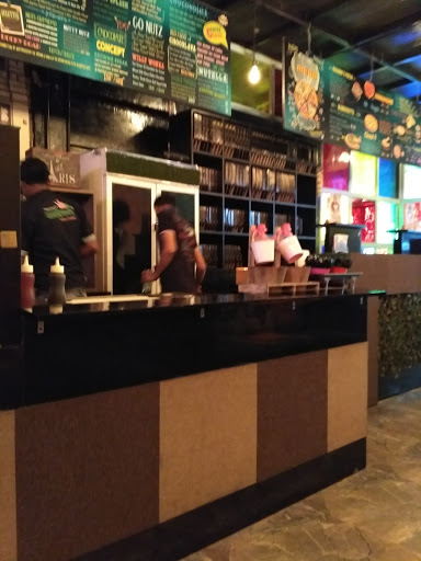 Goosebumps Caffe, 1, Dayanand Vihar, Anand Vihar, Delhi, 110092, India, Dessert_Restaurant, state UP