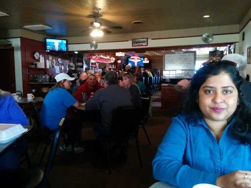 Restaurant «Local Folks Restaurant & Pub», reviews and photos, 39601 60th St, Burlington, WI 53105, USA