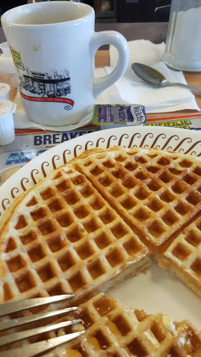 Breakfast Restaurant «Waffle House», reviews and photos, 5685 Bells Ferry Rd, Acworth, GA 30102, USA