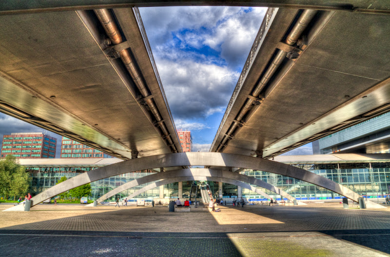 Lille, entre Europe et Flandres (hdr)... [Maj 02/10/2011]  20110915_03_Lille_entree_gare_DSC5220_tm-2