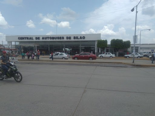 Central de Autobuses de Silao, Av. Luis H. Ducoing 100, Col. Silao Centro, 36100 Silao, Gto., México, Parada de autobús | GTO