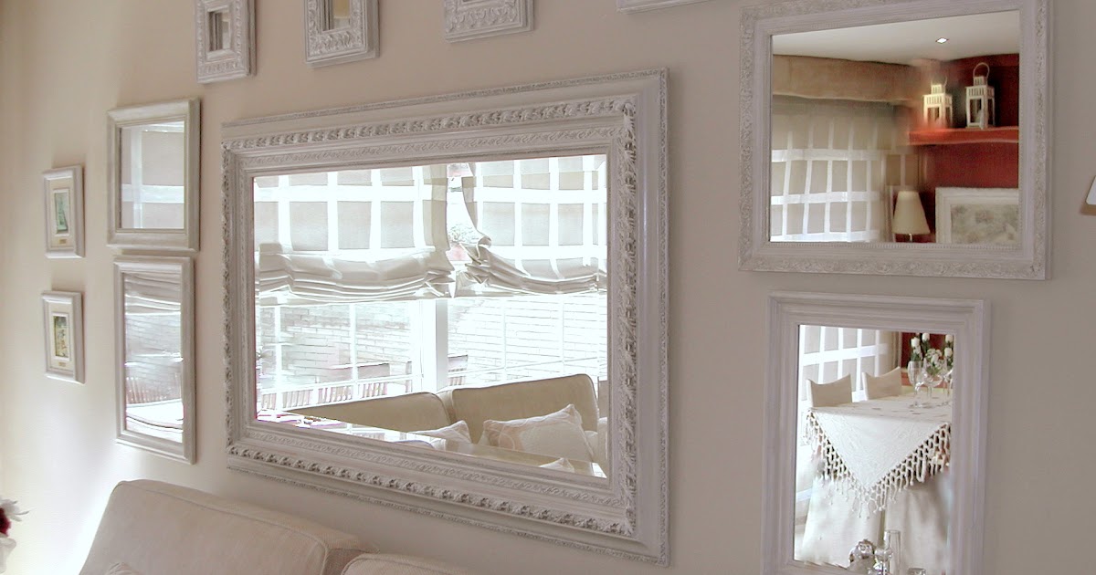 Ideas para decorar el rinconcito de tu cuarto con un espejo