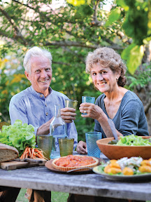 The Four Seasons Farm Gardener's Cookbook review Barbara Damrosch and Eliot Coleman gardening farming recipes local produce