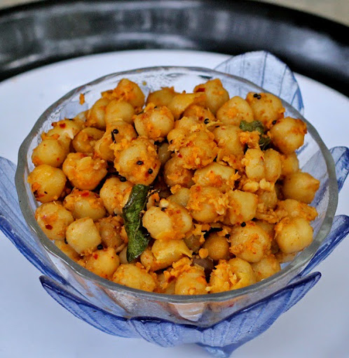Chickpea Sundal Recipe | Indian Garbanzo Bean (Chole) Salad