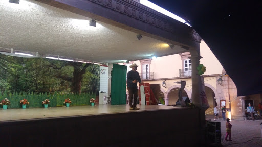 Teatro del Pueblo, Plazuela Cabadas, Centro, 59300 La Piedad de Cavadas, Mich., México, Teatro de artes escénicas | MICH