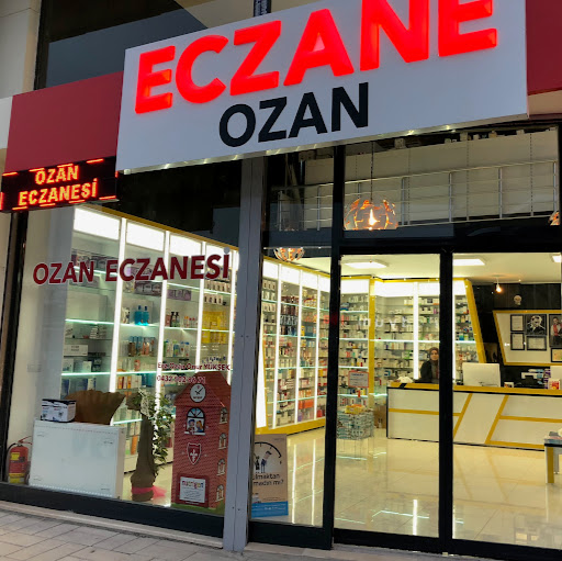 Ozan Eczanesi logo