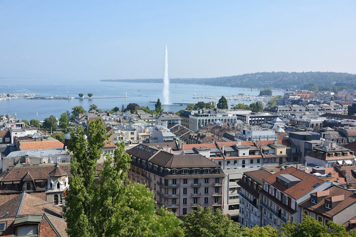 Fountain on Lake Geneva