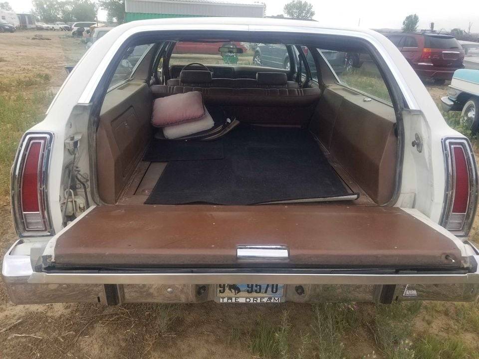 1977 Ford wagon rear