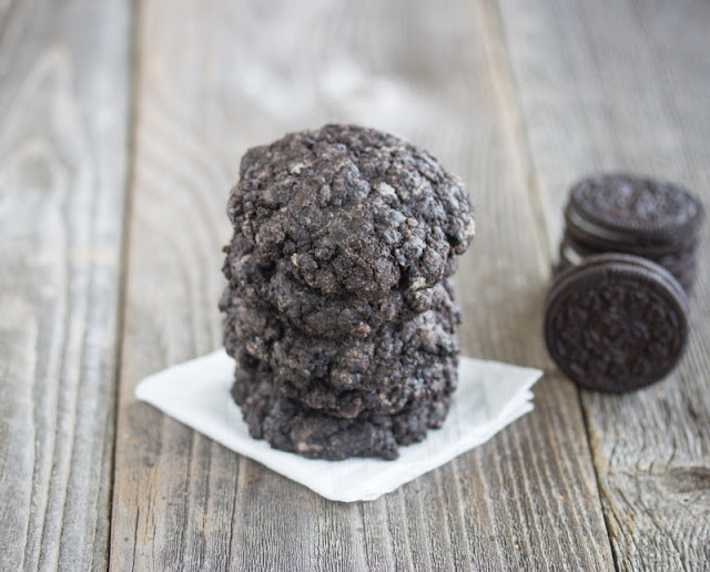 Cookies and Cream Cookies