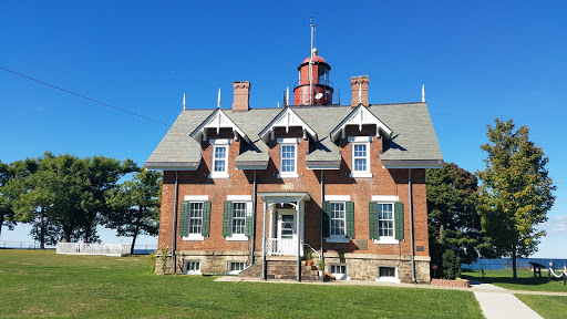 Historical Landmark «Dunkirk Lighthouse», reviews and photos, 1 Point Dr N, Dunkirk, NY 14048, USA