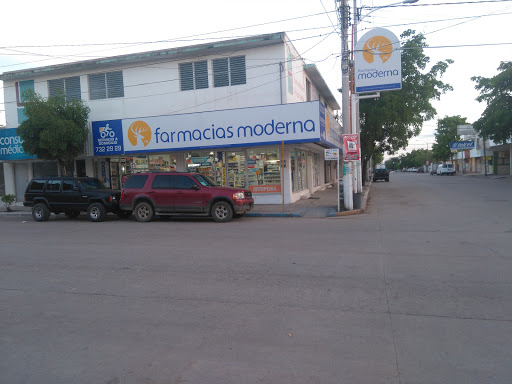 Farmacias Moderna, 81400, Calle 22 de Diciembre 16, Zona Centro, Guamúchil, Sin., México, Farmacia | SIN