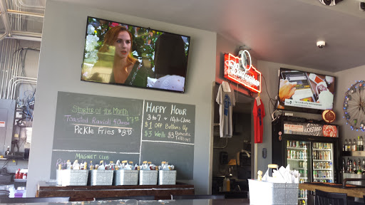 Bar «Kickstand», reviews and photos, 203 14th Ave SE, Cedar Rapids, IA 52401, USA
