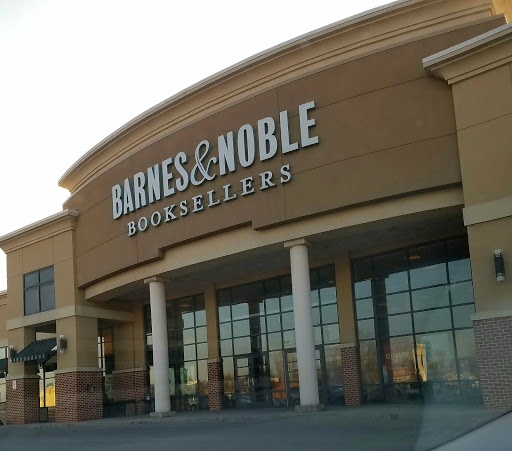 Book Store «Barnes & Noble», reviews and photos, 58 S 32nd St, Camp Hill, PA 17011, USA