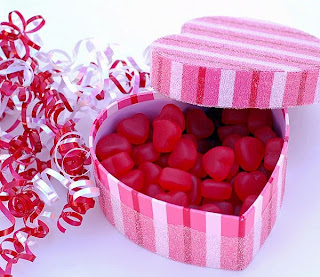 valentines-day-heart-gift