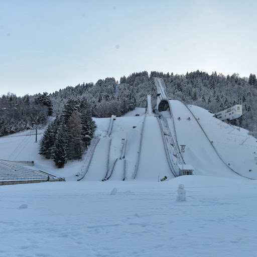 Event Location Olympia-Skistadion Sprungschanze logo