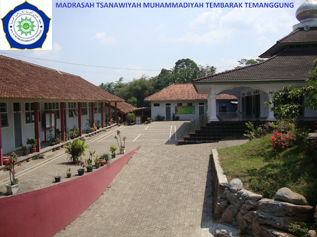 Madrasah Tsanawiyah adalah Unit dari Pondok Pesantren Al-Mu'min Muhammadiyah Tembarak Temanggung Jawa Tengah
