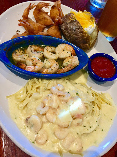 Seafood Restaurant «Red Lobster», reviews and photos, 5825 S Padre Island Dr, Corpus Christi, TX 78412, USA