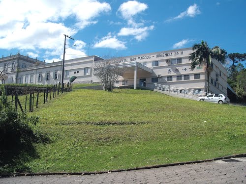 Hospital São Marcos, R. Dr. Carlos Gorini, 17 - Centro, Nova Veneza - SC, 88865-000, Brasil, Hospital, estado Goiás