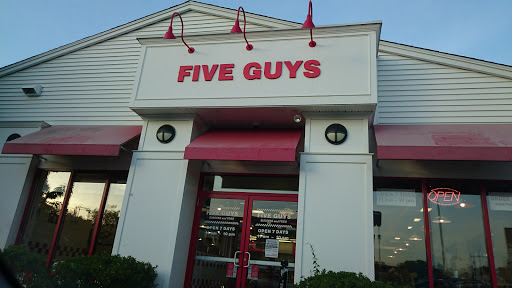 Fast Food Restaurant «Five Guys», reviews and photos, 560 Washington St, Middletown, CT 06457, USA