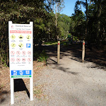Sign and footpath in Carnley Ave Reserve (400120)