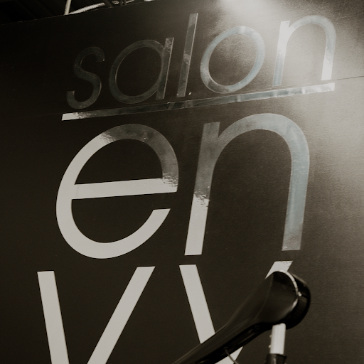 Salon Envy & Blow Dry Bar logo