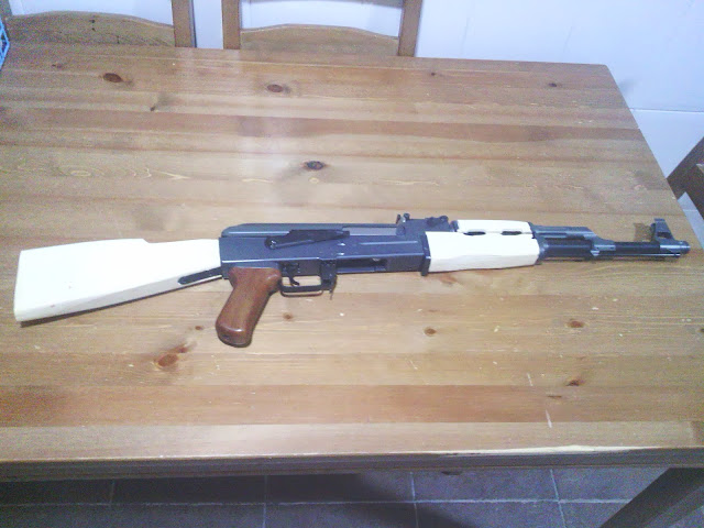 Kit de Madera casero para AK-47 2013-08-25%252021.57.16