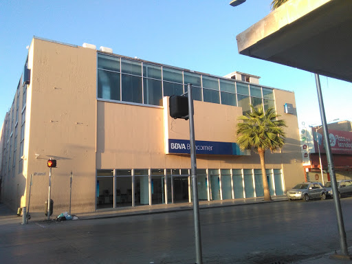 BBVA Bancomer Torreón Centro, Av. Juarez 1302, Tercero de Cobián Centro, 27000 Torreón, Coah., México, Banco | COAH