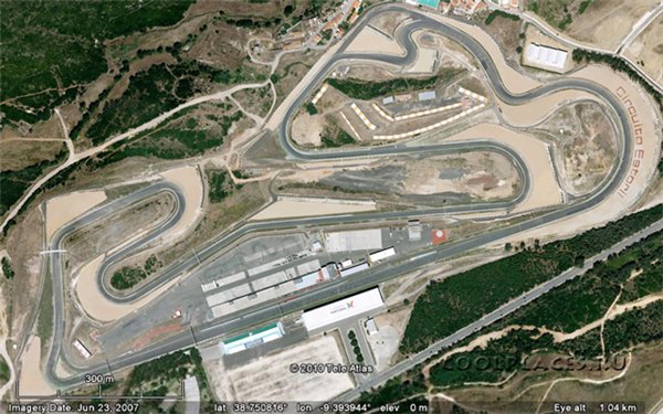 Эшторил - автодром бывшая трасса в Google Earth Эшторил - автодром бывшая трасса со спутника