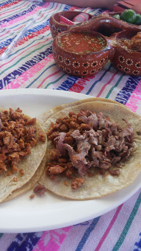 Carnes Asadas El Pihuas, Av. 20 de Noviembre & Calle Netzahualcóyotl, Centro, 28000 Colima, Col., México, Restaurante mexicano | COL