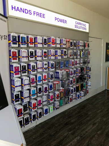 Cell Phone Store «MetroPCS Authorized Dealer», reviews and photos, 1420 W Kettleman Ln l, Lodi, CA 95242, USA