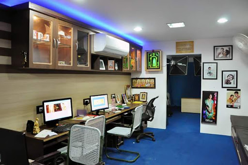 Sai Studio, Pugalur Rd, Sri Poonkuyil Nagar, Karur, Tamil Nadu 639006, India, Photography_Studio, state TN