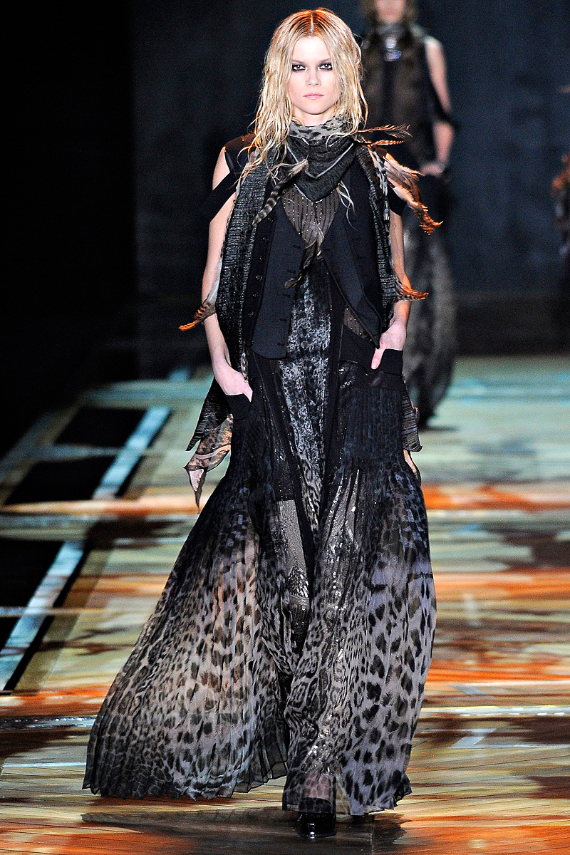 ANDREA JANKE Finest Accessories: Gold, Copper, Bronze ... Roberto Cavalli