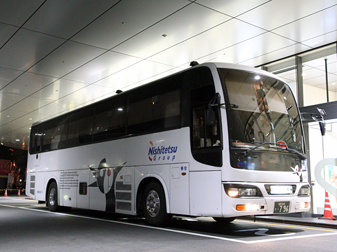 西鉄高速バス「桜島号」夜行便　3802　鹿児島中央駅にて