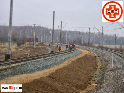 Разбивка осей трасс круговых и переходных делается по таблицам для выноса в натуру