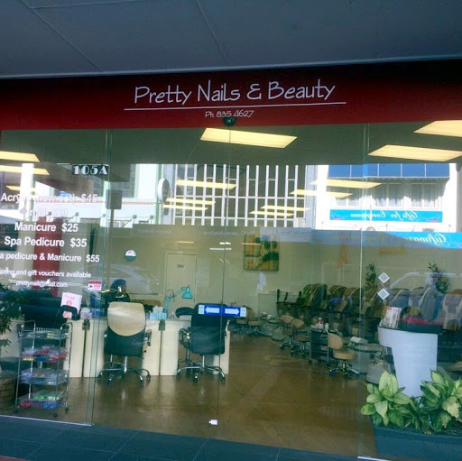 Nail in Napier - Pretty Nails logo