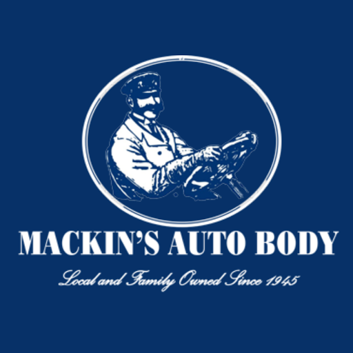 Mackin's Longview Auto Body logo