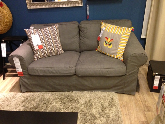 Bir kahve bir yazi Ikea�dan kareler