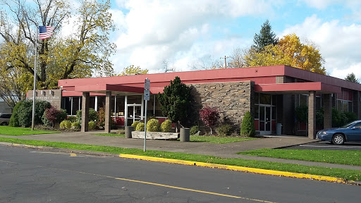 Post Office «US Post Office», reviews and photos, 525 N 1st St, Woodburn, OR 97071, USA